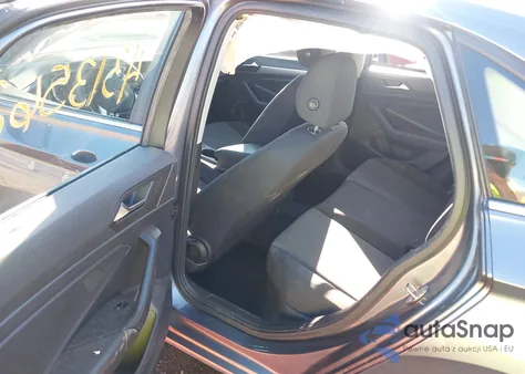 2019 Volkswagen Jetta 1.4T R-Line/1.4T S/1.4T Se from USA, damaged, VIN 3VWC57BU2KM114103